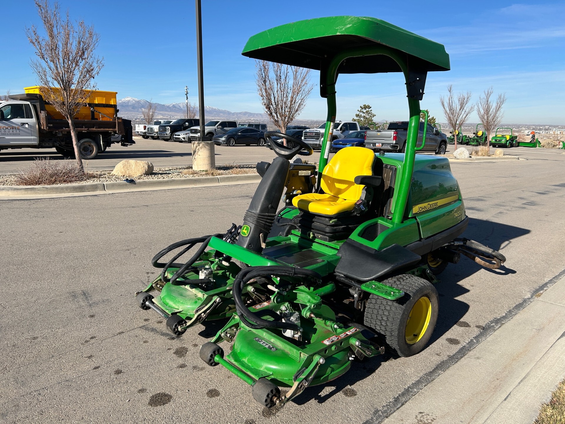 2020 John Deere 7400A Image 8