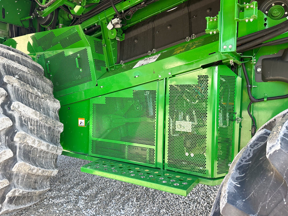 2018 John-Deere S760