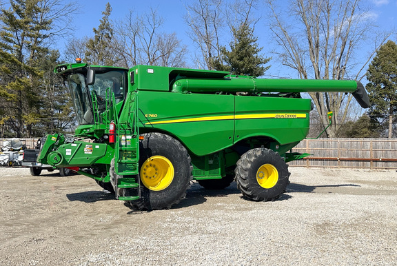 2018 John-Deere S760