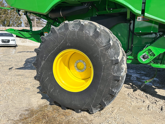 2018 John-Deere S760