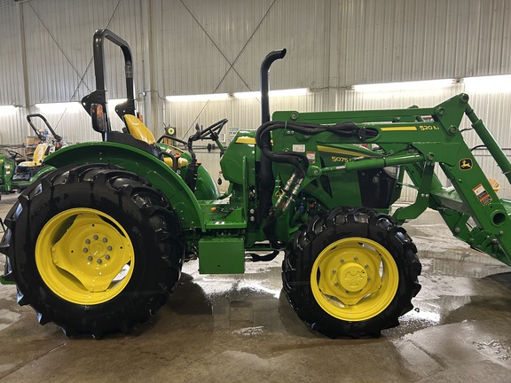  John Deere 5075E