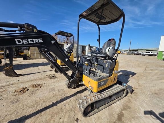 Photo of a 2023 John Deere 17G