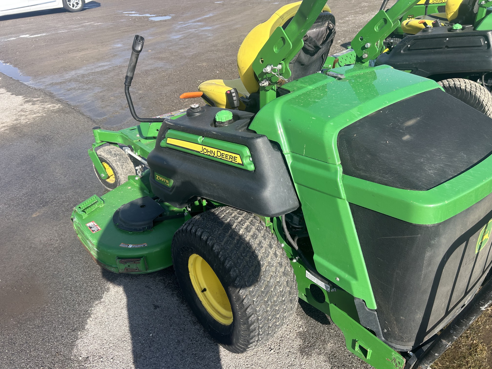 2020 John Deere Z997R Image 4