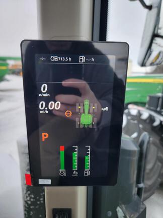 2025 John Deere 8R 370 - Photo15