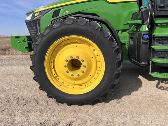 2025 John Deere 8R 370 - Photo9