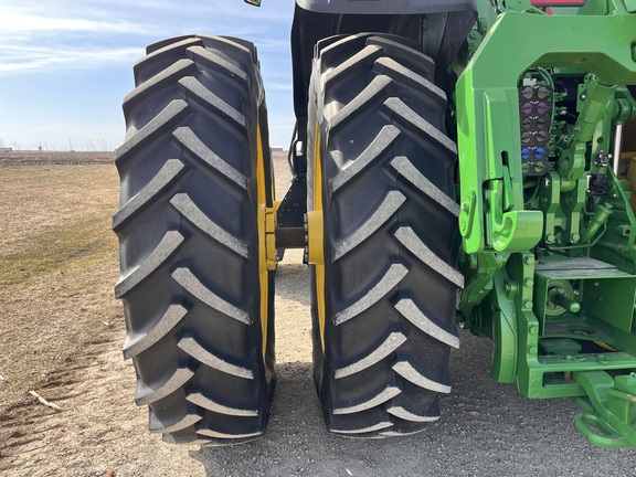 2025 John Deere 8R 370 - Photo21