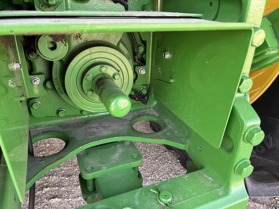 2025 John Deere 8R 370 - Photo30