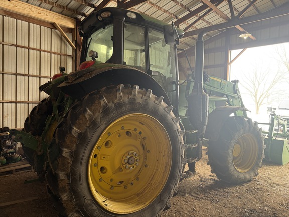 Photo of 2022 John Deere 6175M