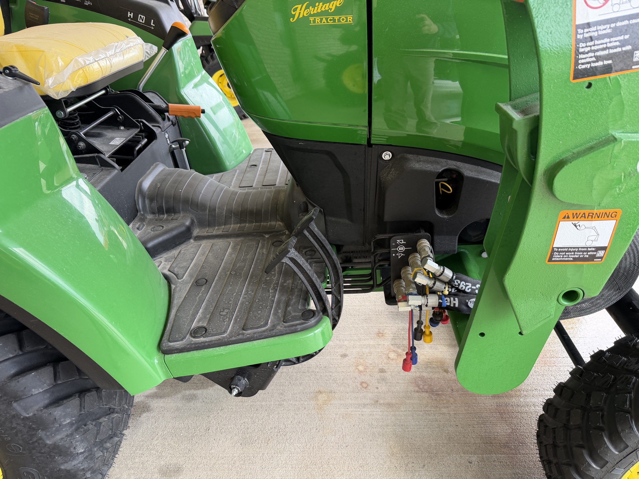  2025 John Deere 2032R at Heritage Tractor in Quincy, IL