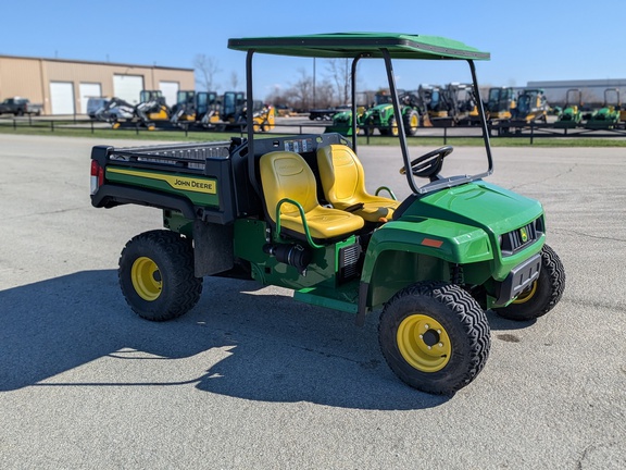 2025 John-Deere TX 4X2