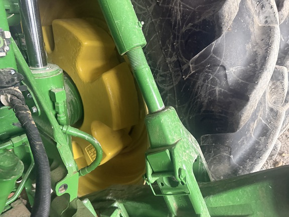Photo of 2023 John Deere 8R 340