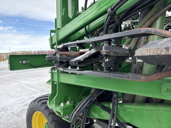 Used 2022 John Deere P576 Air Drills and Seeders at Horizon Ag & Turf in Lloydminster, AB - Photo5