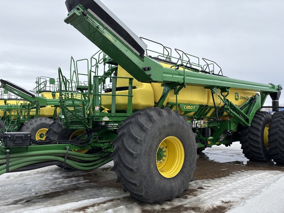 Used 2022 John Deere P576 Air Drills and Seeders at Horizon Ag & Turf in Lloydminster, AB - Photo8
