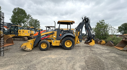Photo of a 2023 John Deere 310SL