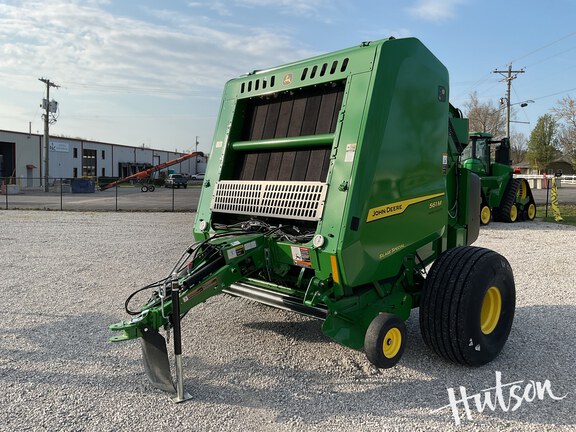 Photo of 2025 John Deere 561M