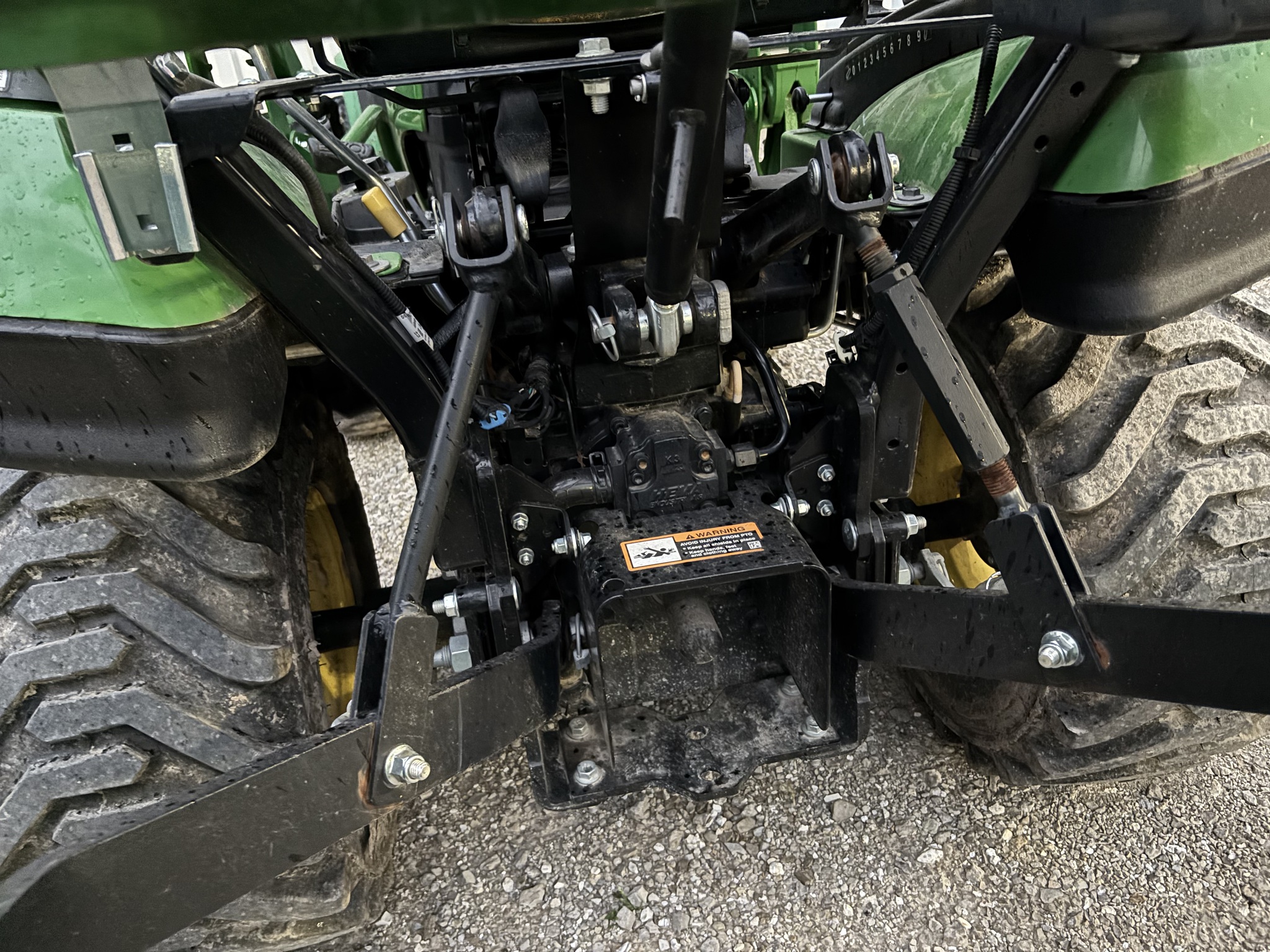  2022 John Deere 1025R at Heritage Tractor in Lebanon, MO