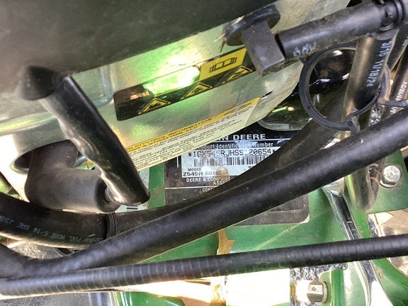 Photo of 2025 John Deere Z545R