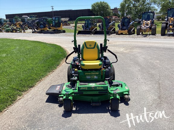 Photo of 2025 John Deere Z545R