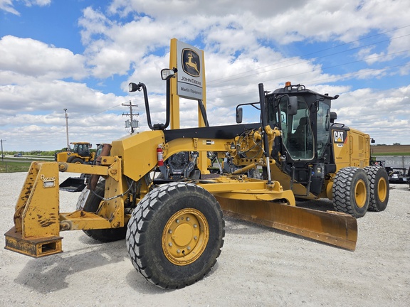 Photo of a 2016 Caterpillar 12M3 AWD