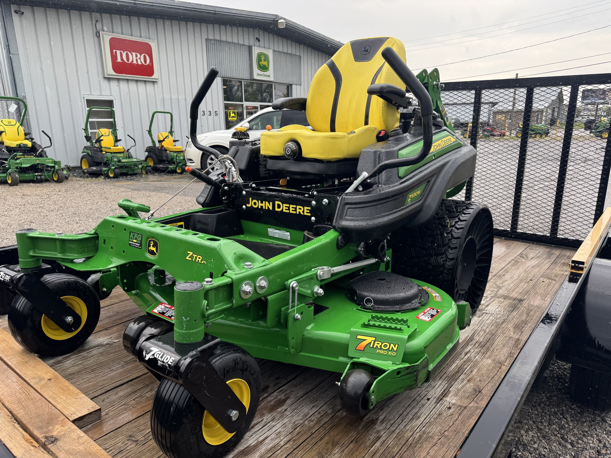 2020 John Deere Z930M Image 2