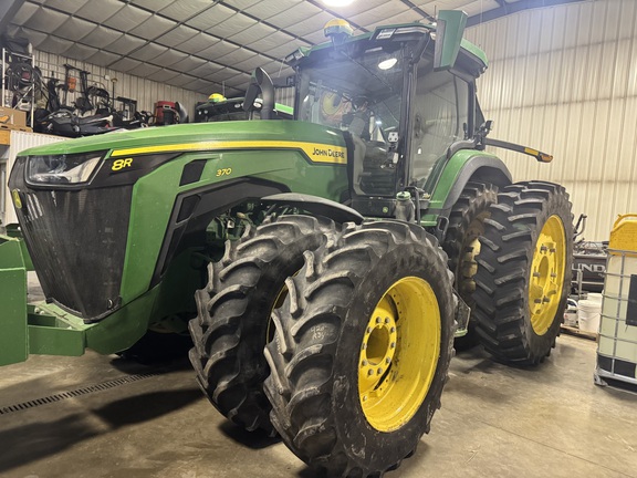 2023 John Deere 8R 370 - Photo1