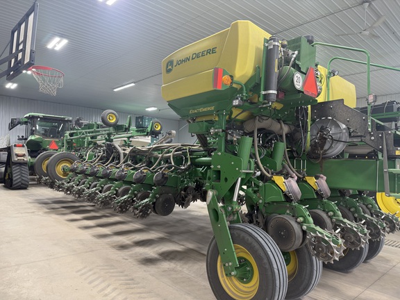 2023 John Deere 1775NT - Photo3