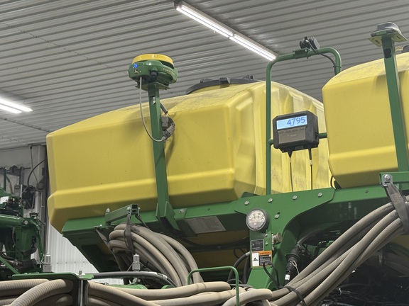 2023 John Deere 1775NT - Photo10