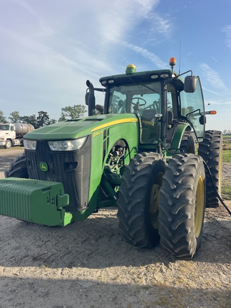 Photo of 2011 John Deere 8360R