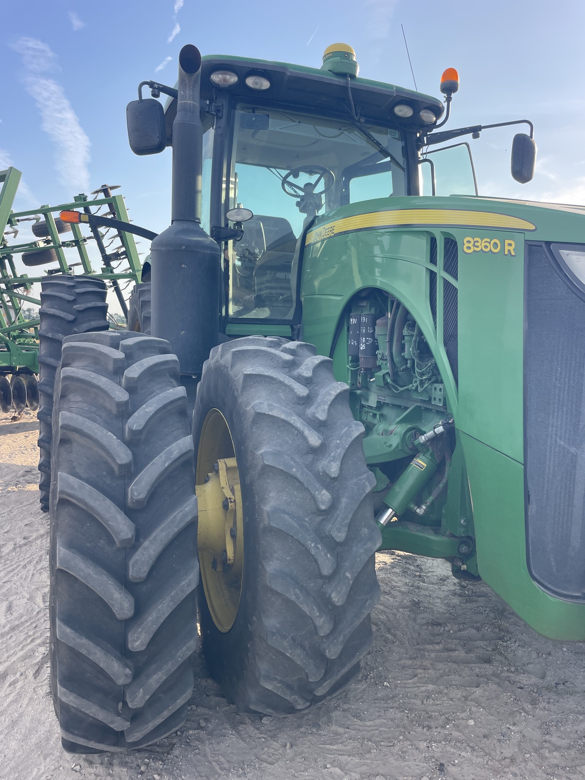 2011 John Deere 8360R