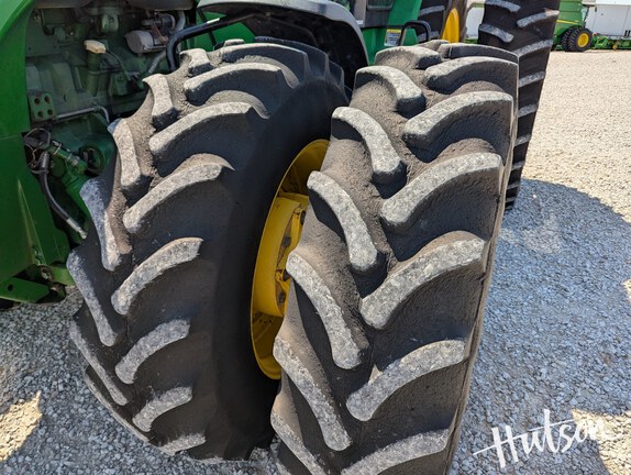 Photo of 2011 John Deere 8360R