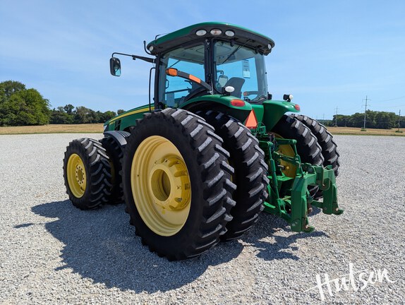 Photo of 2011 John Deere 8360R