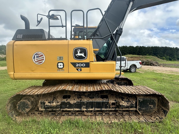 2023 John Deere 200G