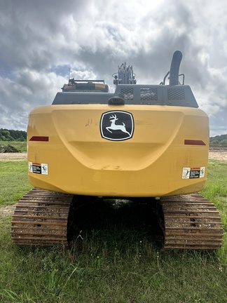 2023 John Deere 200G