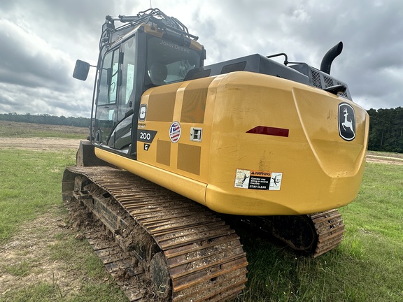 2023 John Deere 200G