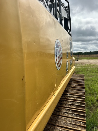 2023 John Deere 200G
