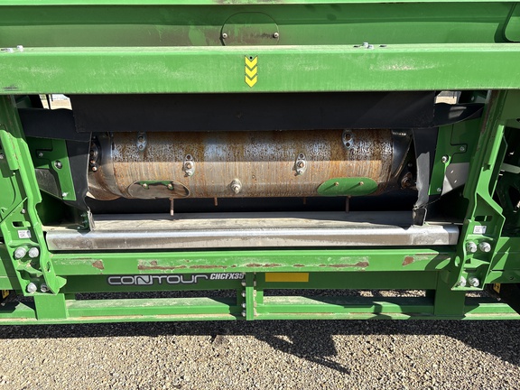 Used 2024 John Deere HD35R Combine Platforms at Horizon Ag & Turf in Lloydminster, AB - Photo18