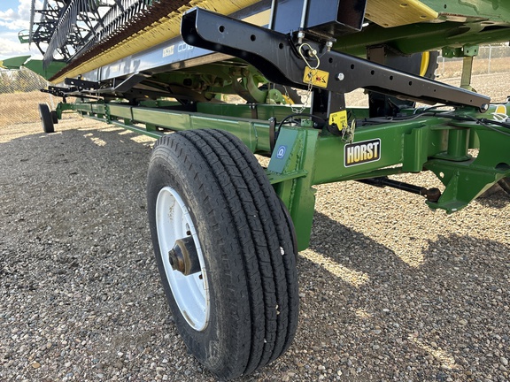 Used 2024 John Deere HD35R Combine Platforms at Horizon Ag & Turf in Lloydminster, AB - Photo5