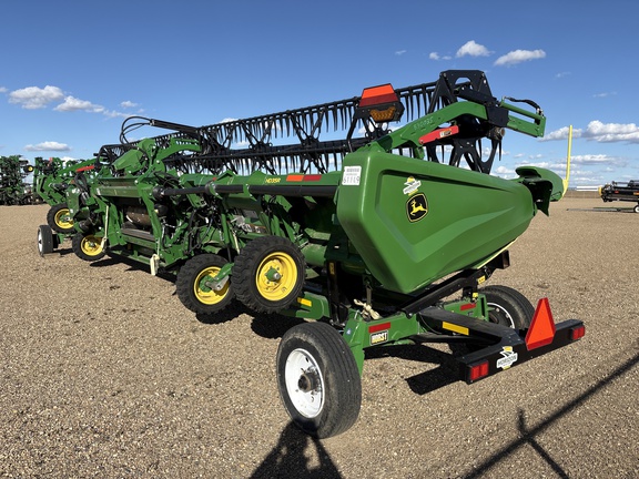 Used 2024 John Deere HD35R Combine Platforms at Horizon Ag & Turf in Lloydminster, AB - Photo15