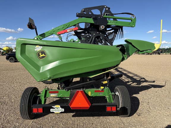 Used 2024 John Deere HD35R Combine Platforms at Horizon Ag & Turf in Lloydminster, AB - Photo14