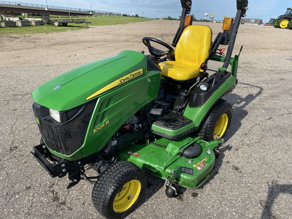  John Deere 1025R