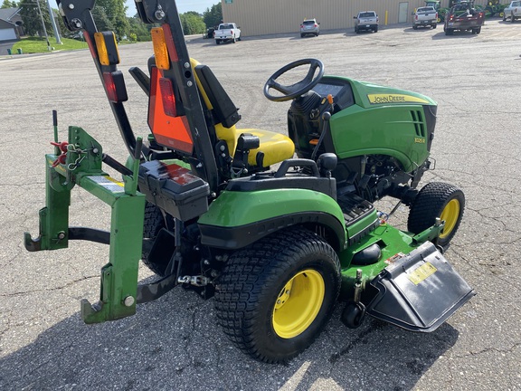 2019 John Deere 1025R - Photo4