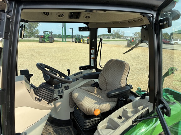 2022 John Deere 3039R - Photo27