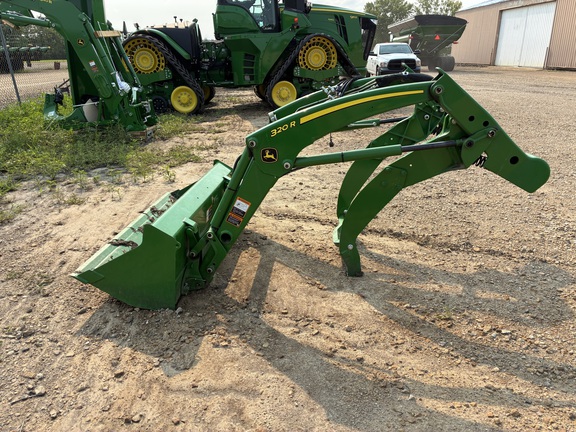 2022 John Deere 3039R - Photo35