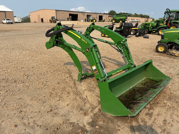 2022 John Deere 3039R - Photo37