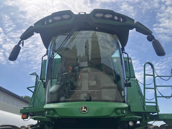 Photo of 2021 John Deere S790