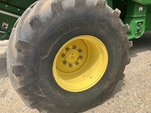 Photo of 2021 John Deere S790
