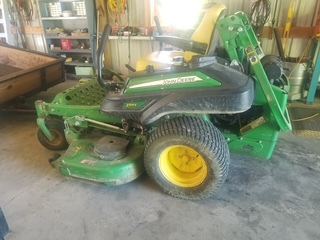 Photo of 2017 John Deere Z915E