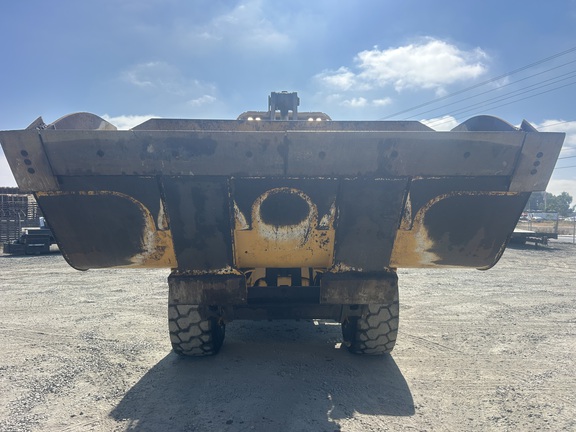 2023 John Deere 624 P