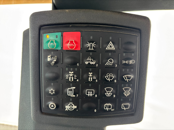 2013 John Deere 772G