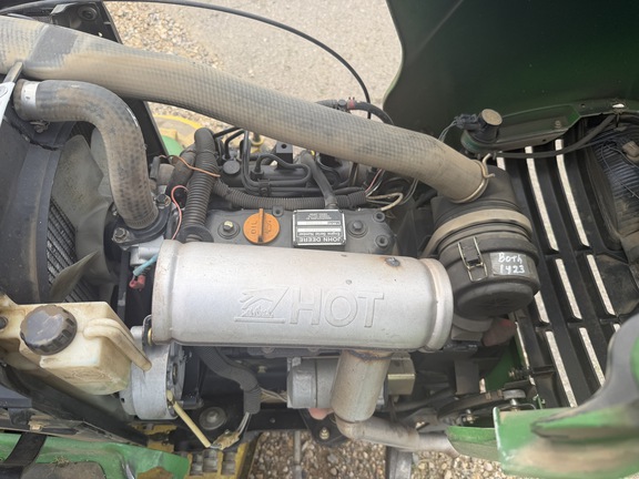 2004 John Deere X495 - Photo7